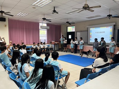 成果發表會 經過學習,孩子們在台上展現自信與穩定的台風